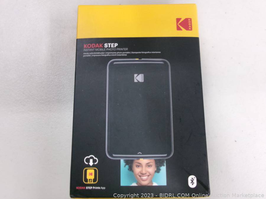 KODAK STEP Instant Mobile Photo Printer