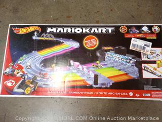  Hot Wheels Mario Kart Rainbow Road Raceway 8-Foot