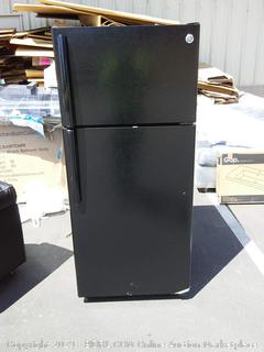 GE 15.5 Cu. Ft. Frost-Free Top-Freezer Refrigerator Black (minor dents on side) online $595 - Powers on but does not get cold. Model & Serial # in photos to research warranty
