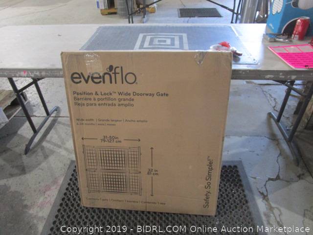 evenflo wide doorway gate