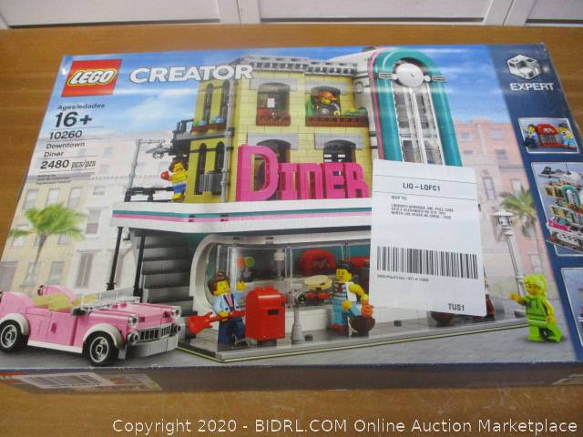 creator expert downtown diner 10260