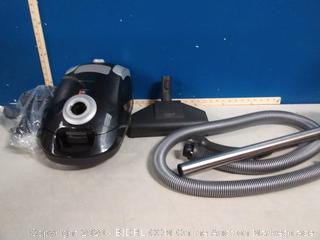 Miele Compact C1 Turbo Team canister vacuum (previously owned/powers on, very powerful) online $490