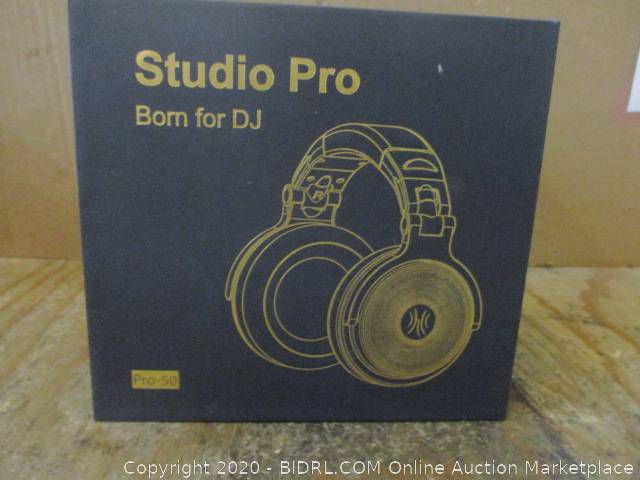 studio pro born for dj
