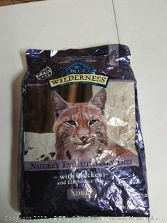 Blue Buffalo Wilderness High Protein Grain Free, Natural Adult Dry Cat Food, Chicken 12-Lb