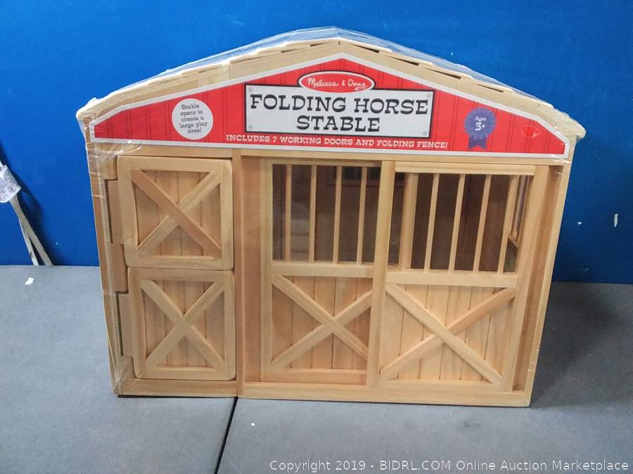 melissa & doug folding wooden horse stable dollhouse with fence