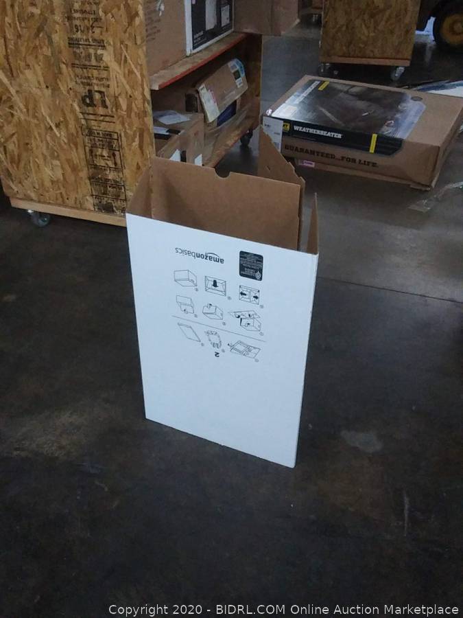 Bidrl Com Online Auction Marketplace Auction Boxes Cardboard