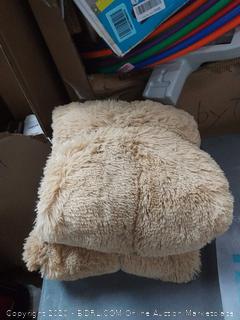 Liferevo luxury plush Shaggy duvet cover set 1 fox fur duvet cover + 2 pom poms Fringe pillow shams