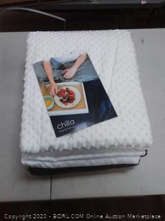 Chilla 15 lbs Weighted Blanket Set 3 Piece Set Summer + Winter Duvet Covers 60in x 80in Therapeutic for Anxiety, Stress, ADHD, Insomnia White + Gray