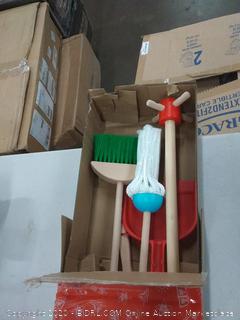 Melissa & Doug Lets Play House! Dust! Sweep! Mop! The Original Pretend Play Cleaning Set (6Piece, Frustration-Free Packaging), Great Gift for Girls & Boys - Best For 3, 4, 5, & 6 Year Olds), Multi