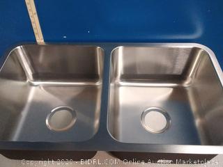 American Standard Danville double bowl sink undermount 32in l x 18 in w x 9 in D (online $249)