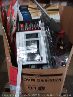 Handy Persons Repair Pallet #30 (Garage Sales, parts, repairs) + some bonus nice items for surprise!